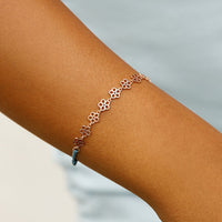 Metal Mini Daisy Chain Bracelet Gallery Thumbnail