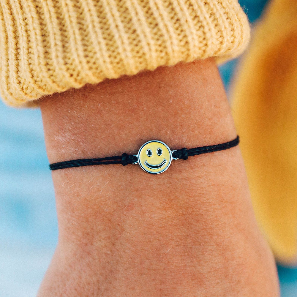 Happy Face Charm 4