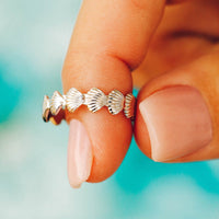 Clam Shell Band Ring Gallery Thumbnail