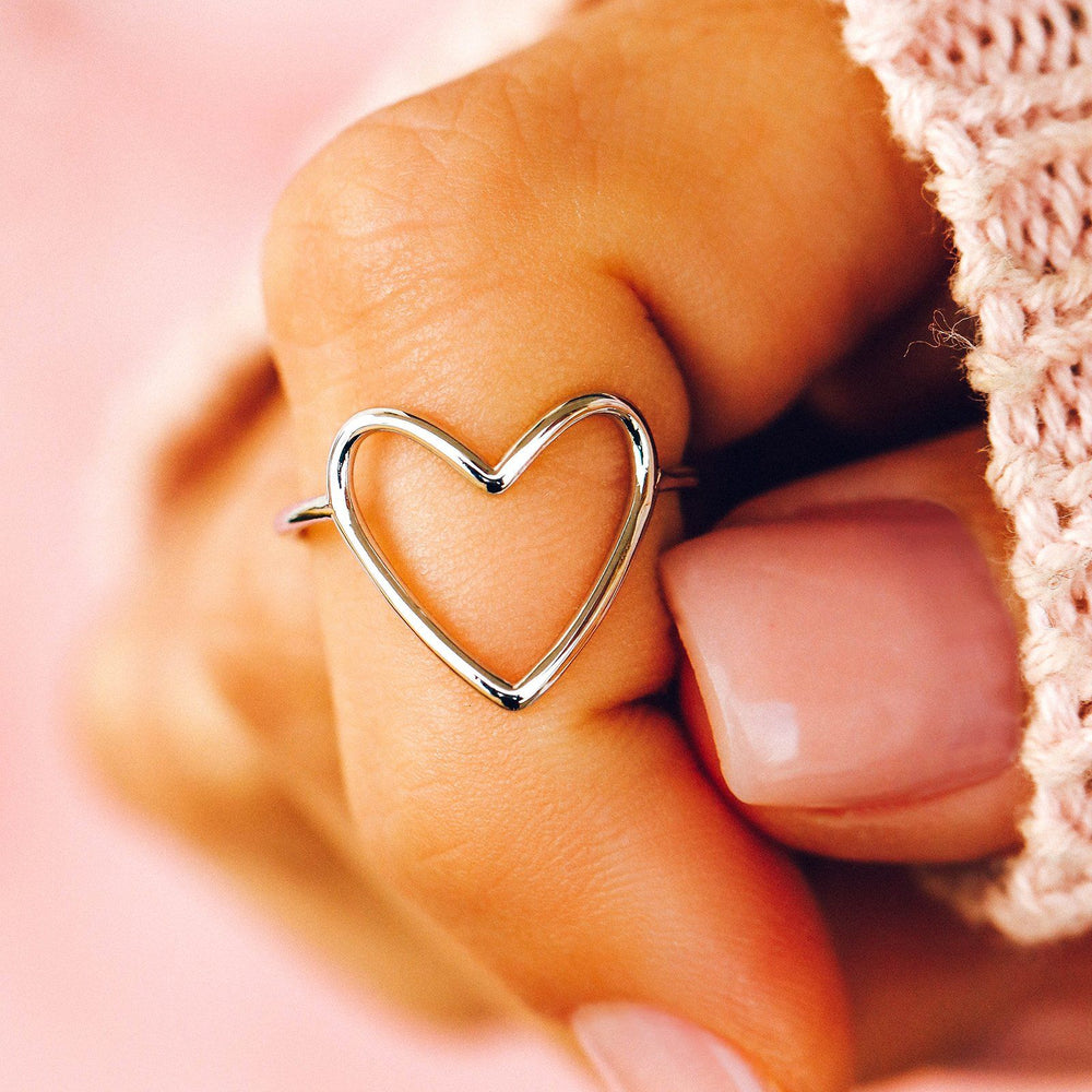 Statement Heart Ring 3