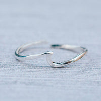 Wave Toe Ring Gallery Thumbnail