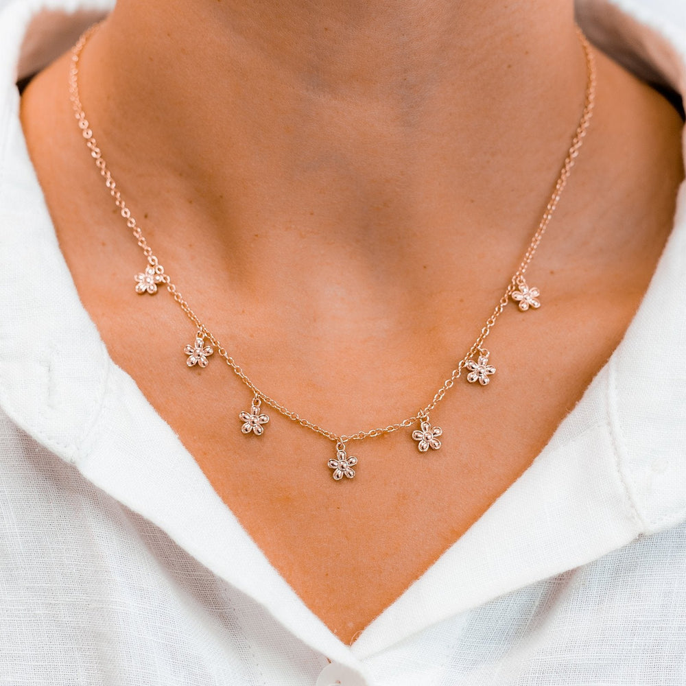 Bitty Daisies Choker 3